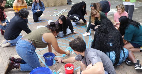 The Linnentown mosaic being installed