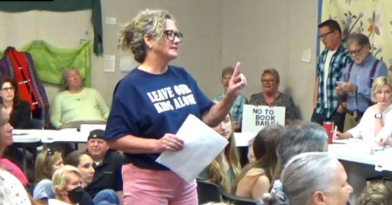 Julie Mauck speaking at an Oconee County Library Board meeting in 2023